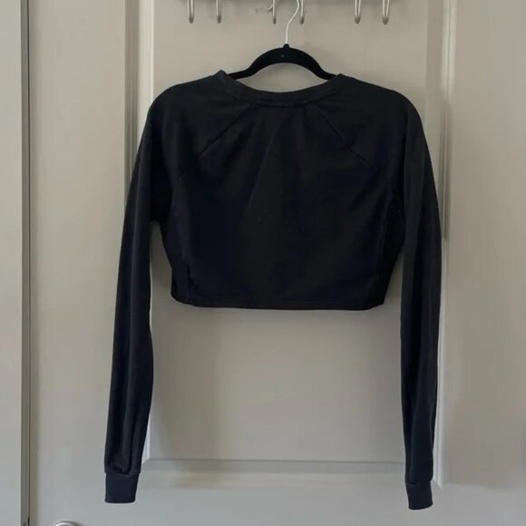 Training Cropped Sweater - Small - Picture 2 of 3